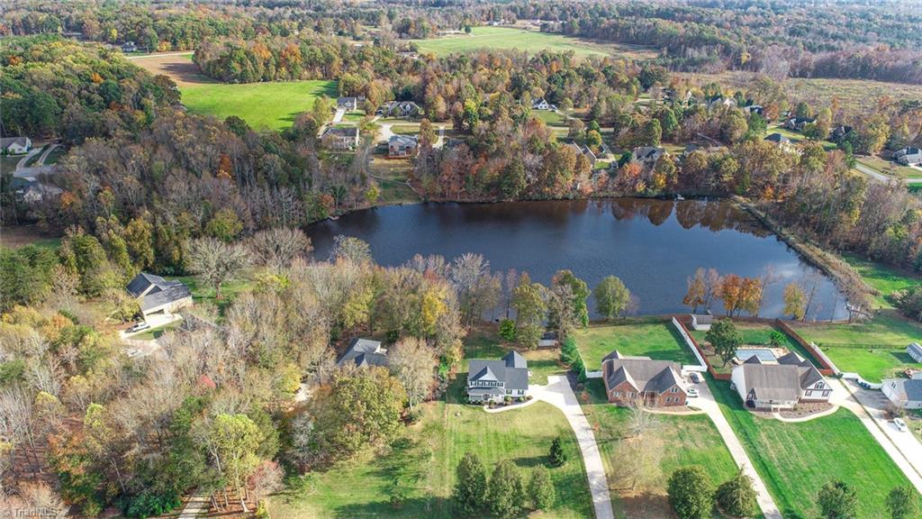 5598 Friendship Glen Drive