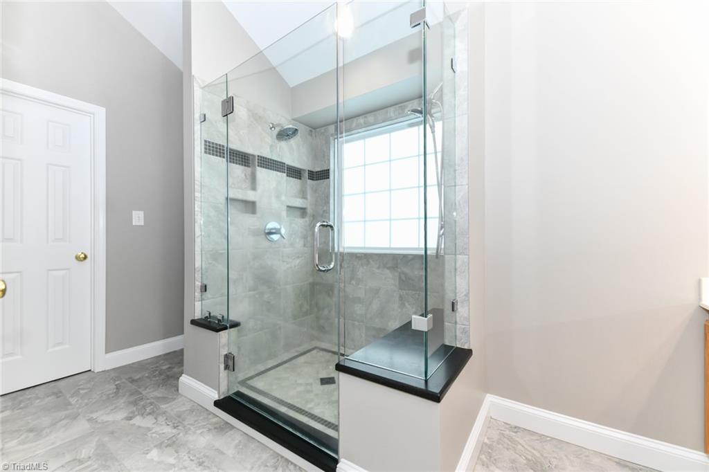 5598 Friendship Glen Drive