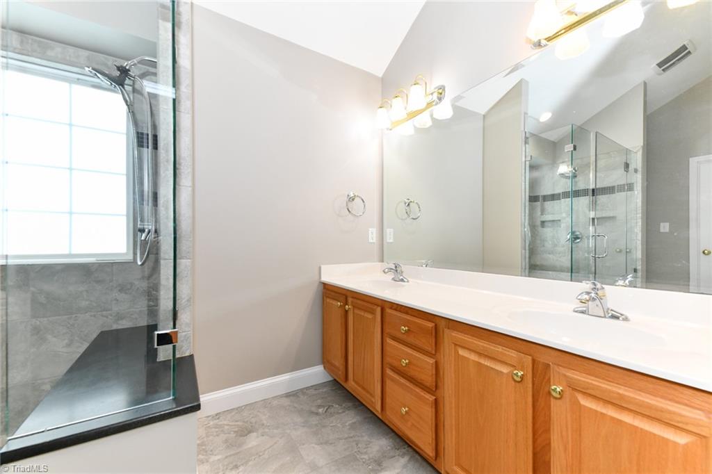 5598 Friendship Glen Drive