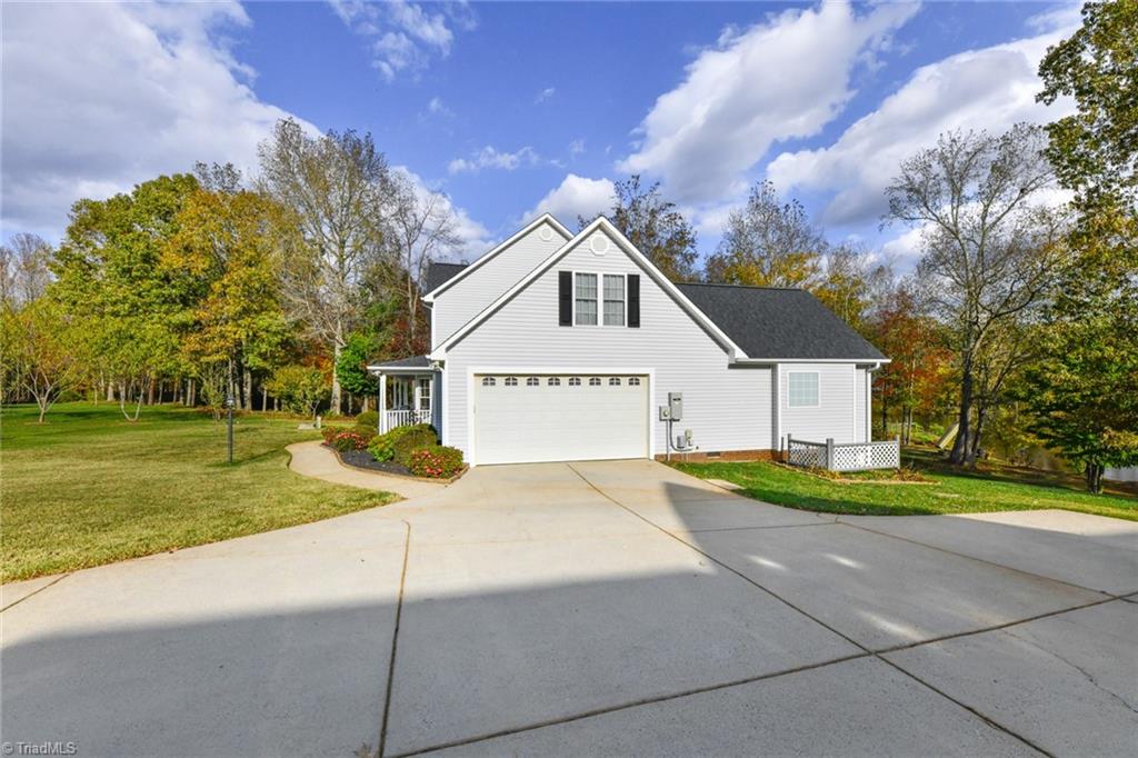 5598 Friendship Glen Drive