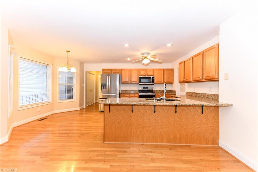 5598 Friendship Glen Drive