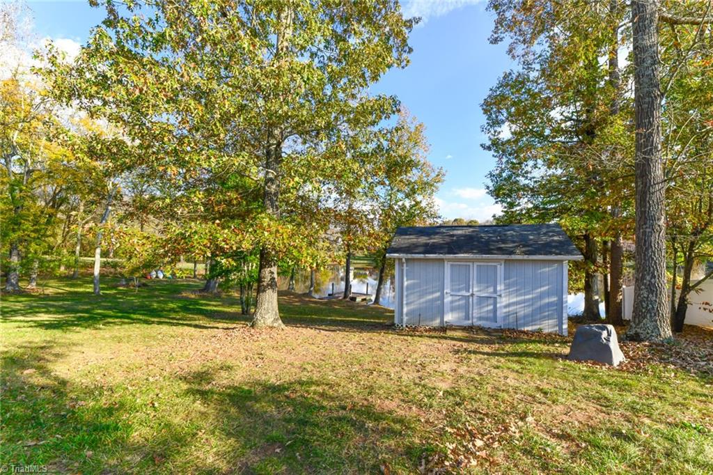 5598 Friendship Glen Drive