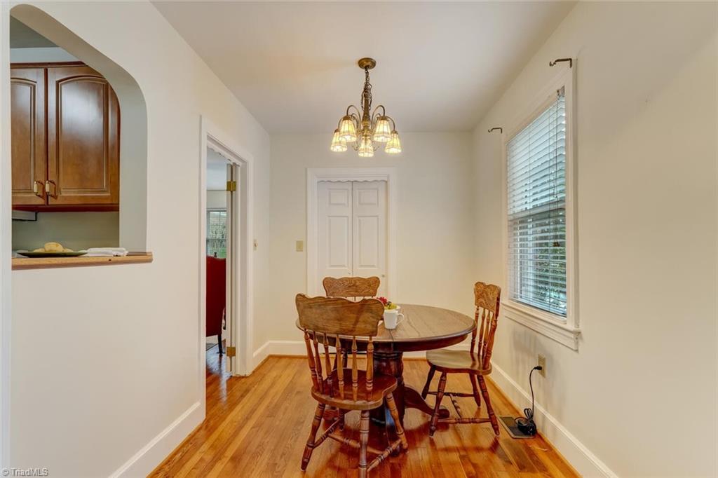 2813 Springwood Drive