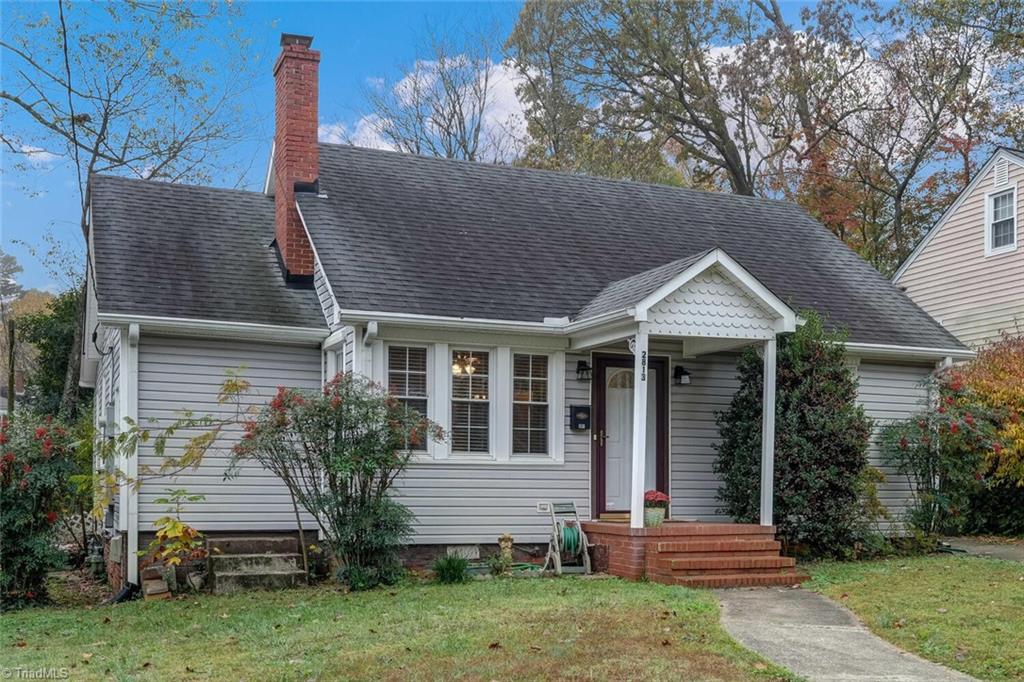 2813 Springwood Drive