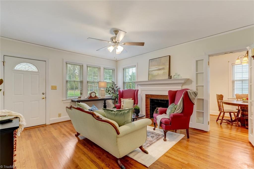 2813 Springwood Drive