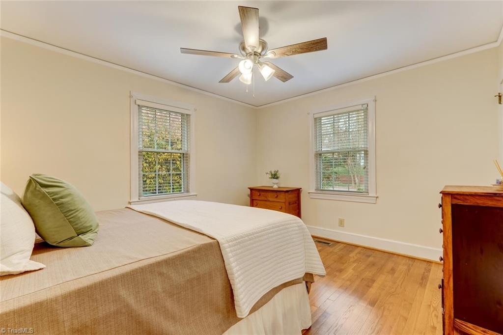 2813 Springwood Drive