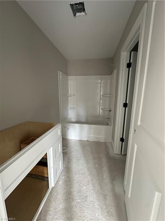 221 Trotters Way