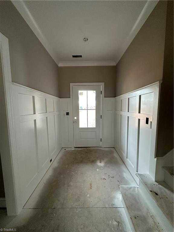 221 Trotters Way