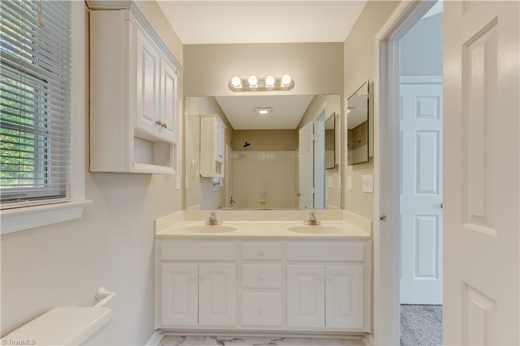 2516 Glen Meadow Drive