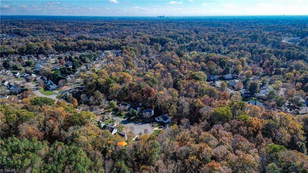 2516 Glen Meadow Drive