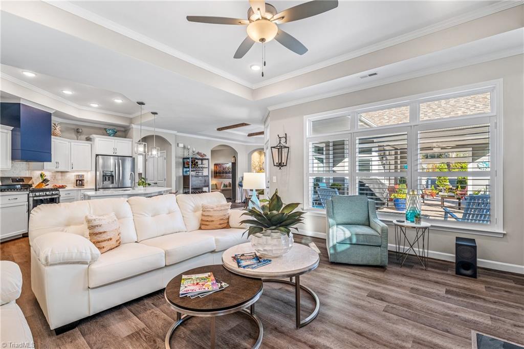 3448 Willowcrest Street