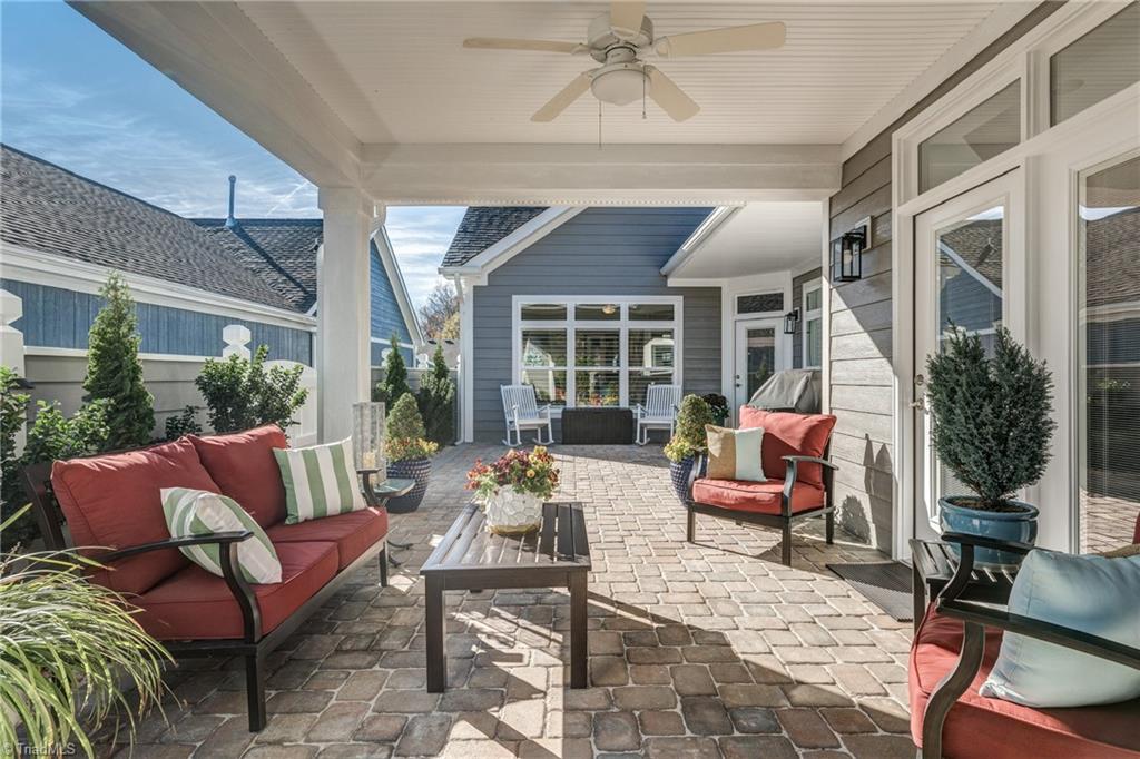 3448 Willowcrest Street