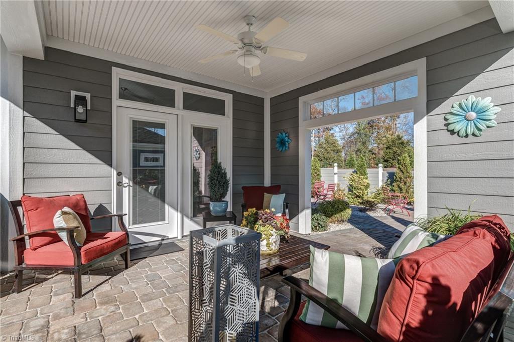 3448 Willowcrest Street