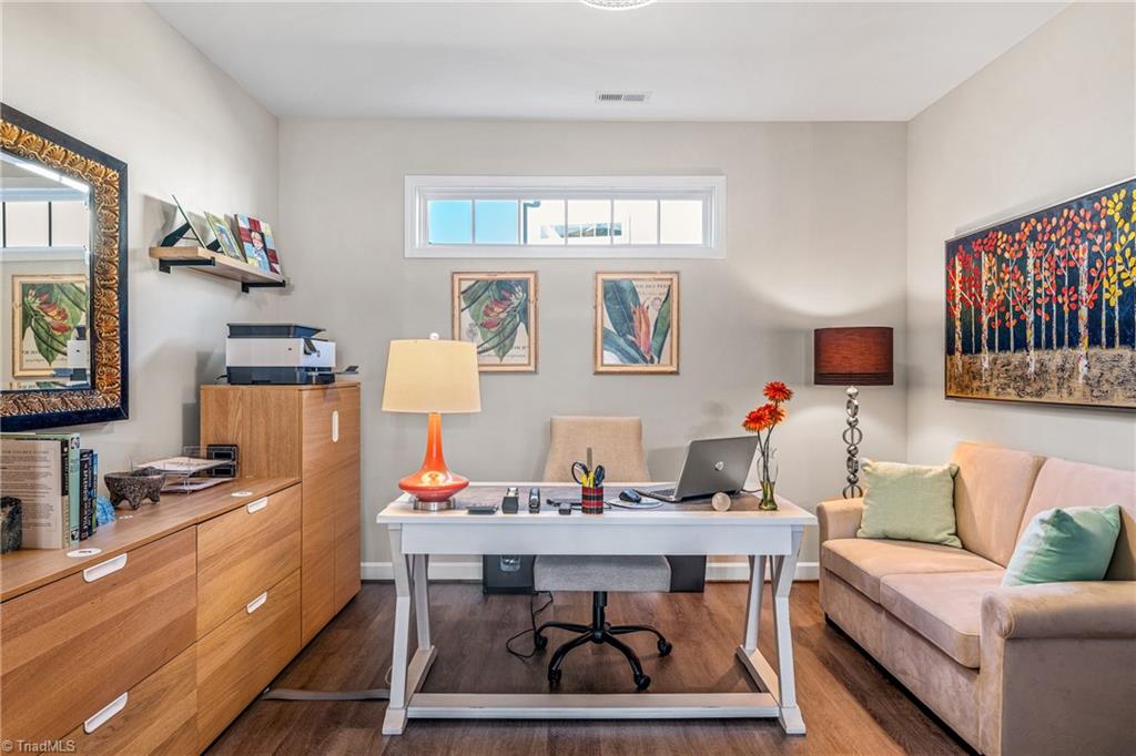 3448 Willowcrest Street