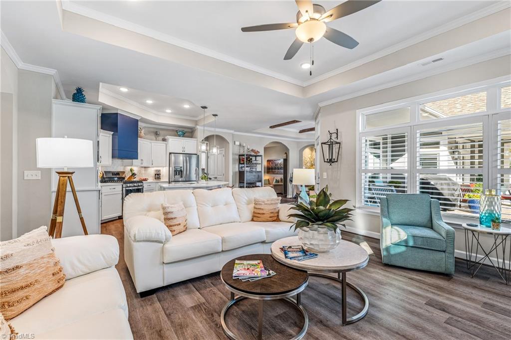 3448 Willowcrest Street