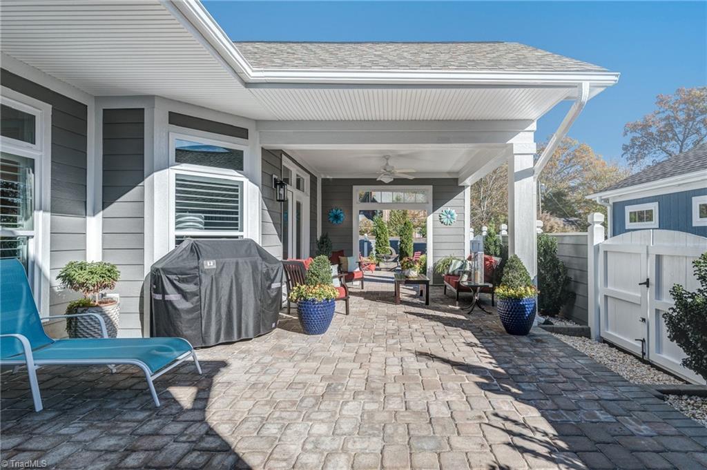 3448 Willowcrest Street