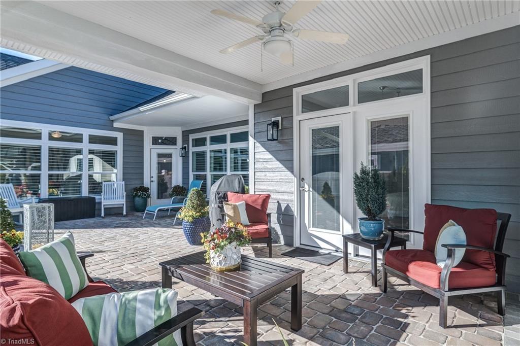 3448 Willowcrest Street