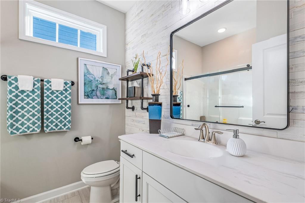 3448 Willowcrest Street