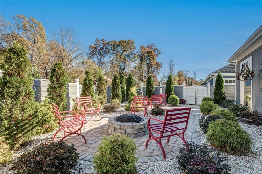 3448 Willowcrest Street