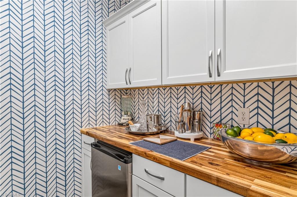 3448 Willowcrest Street