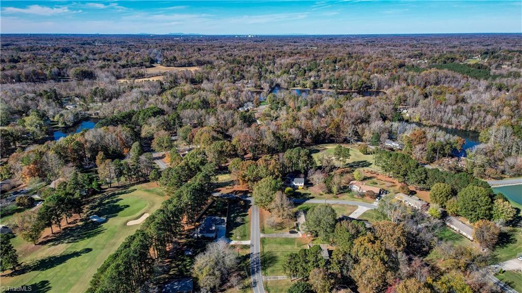 18 Hastings Circle