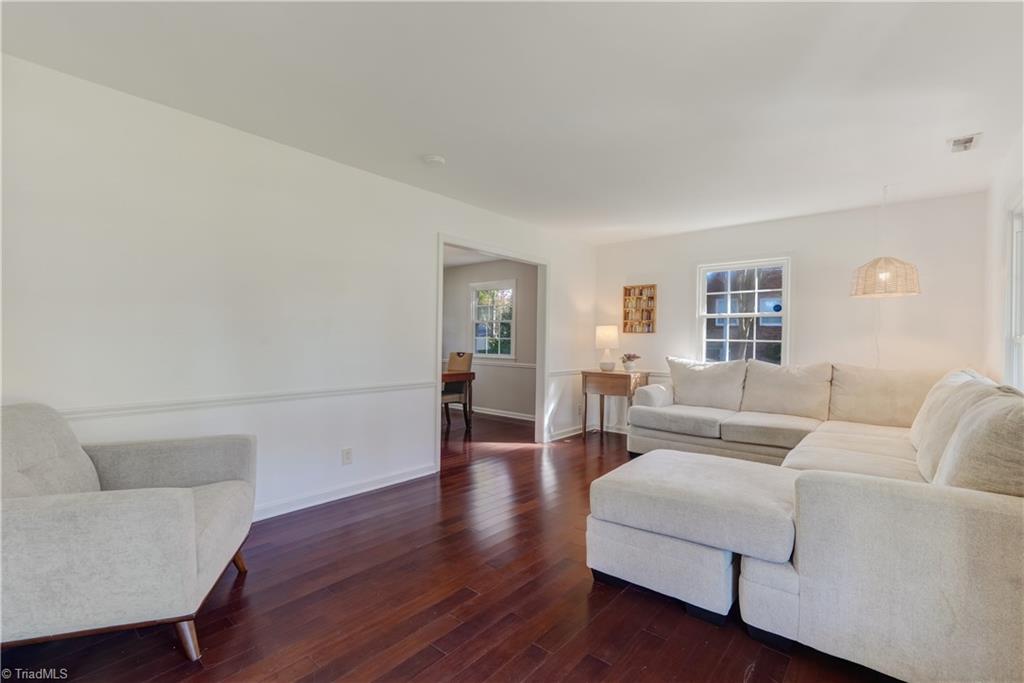 18 Hastings Circle