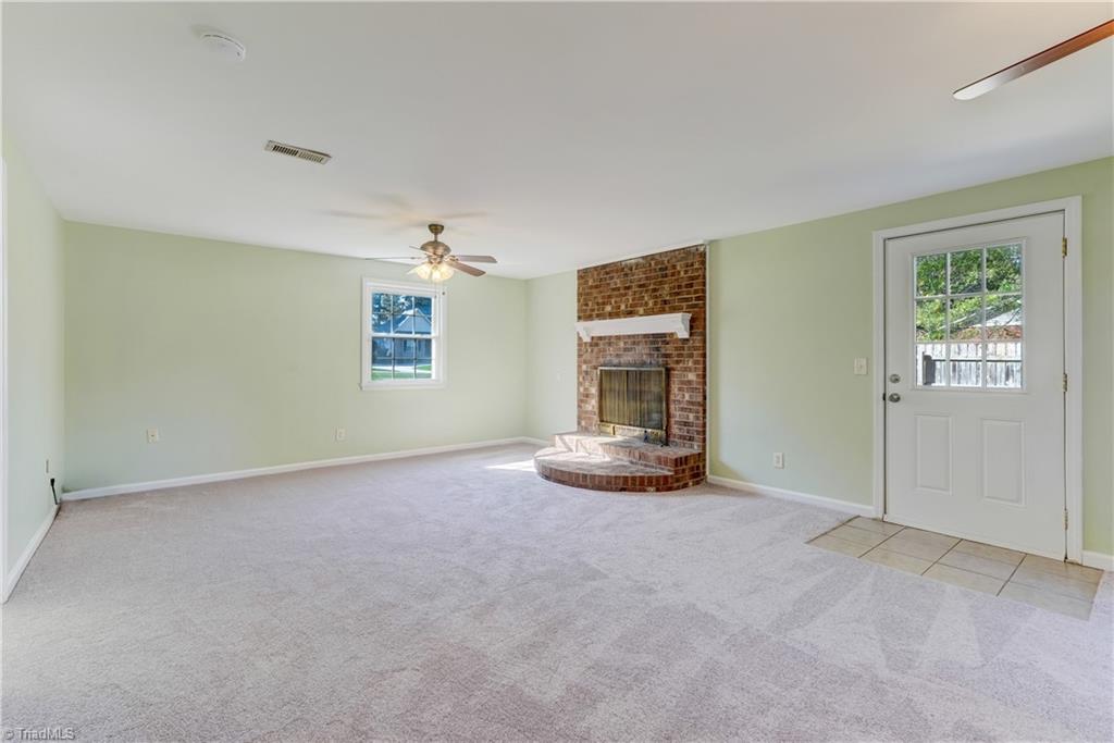18 Hastings Circle