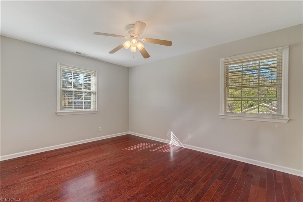 18 Hastings Circle