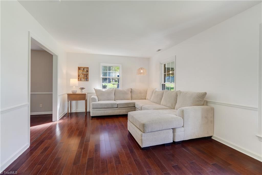 18 Hastings Circle