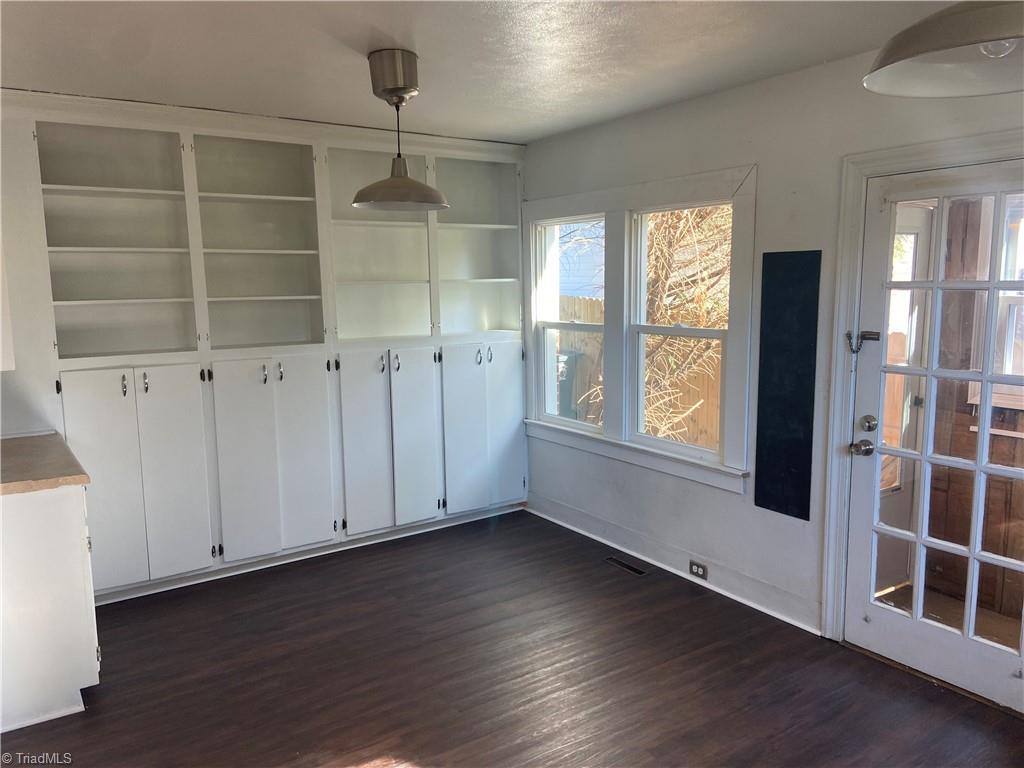 4245 Ashland Drive