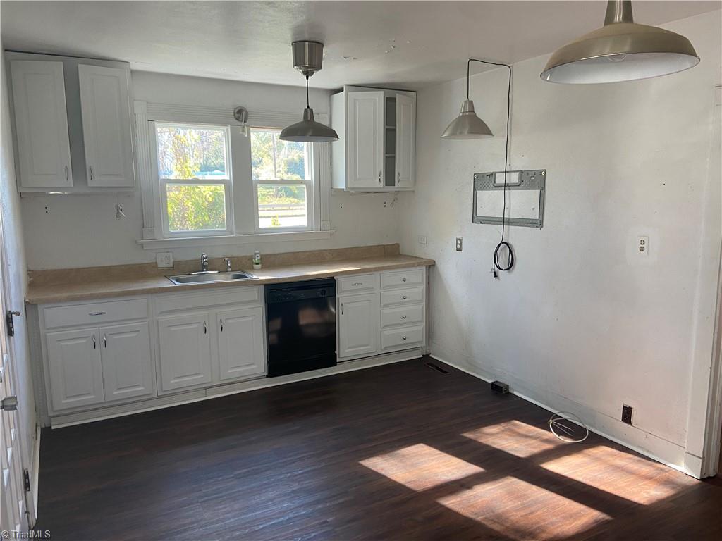 4245 Ashland Drive