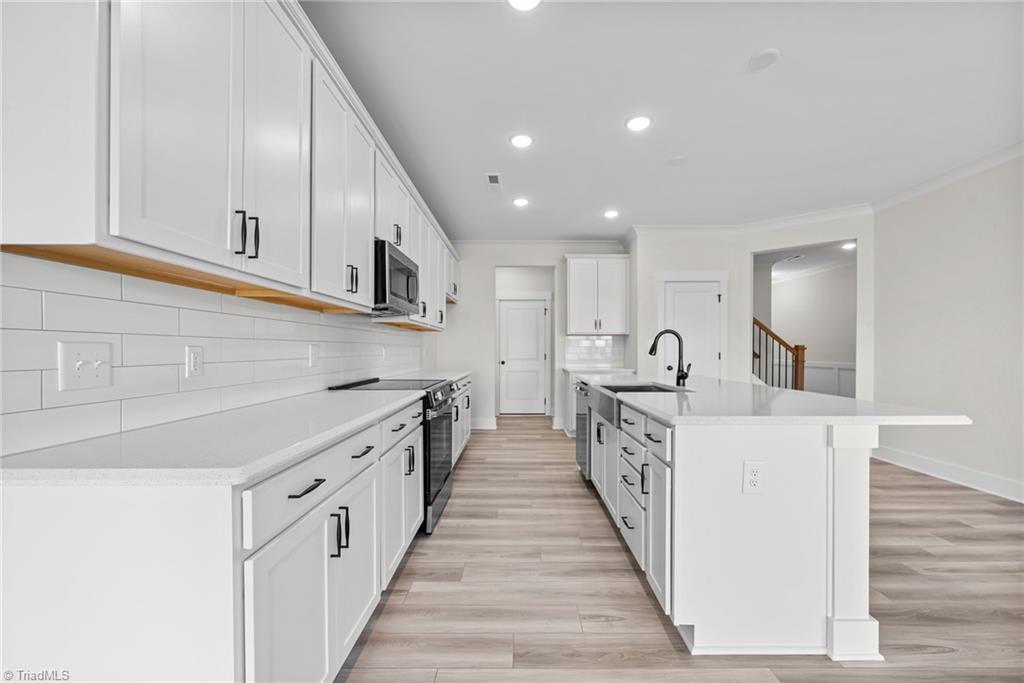 1110 Summerhouse Way