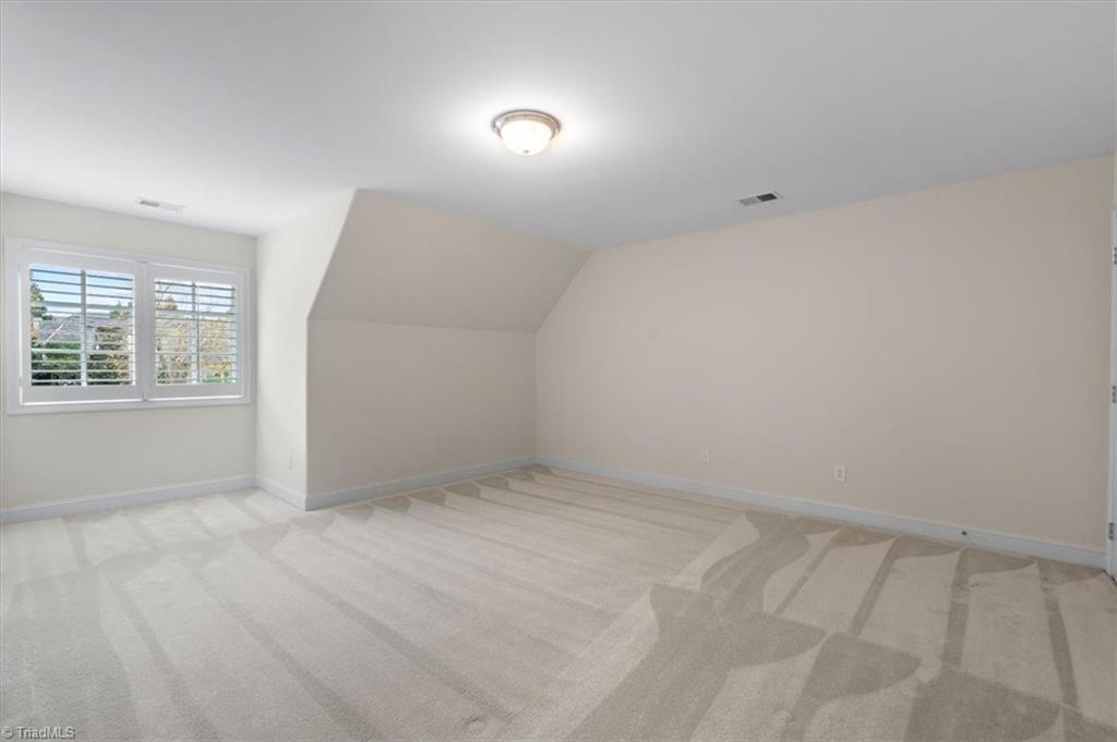 32 Creswell Court