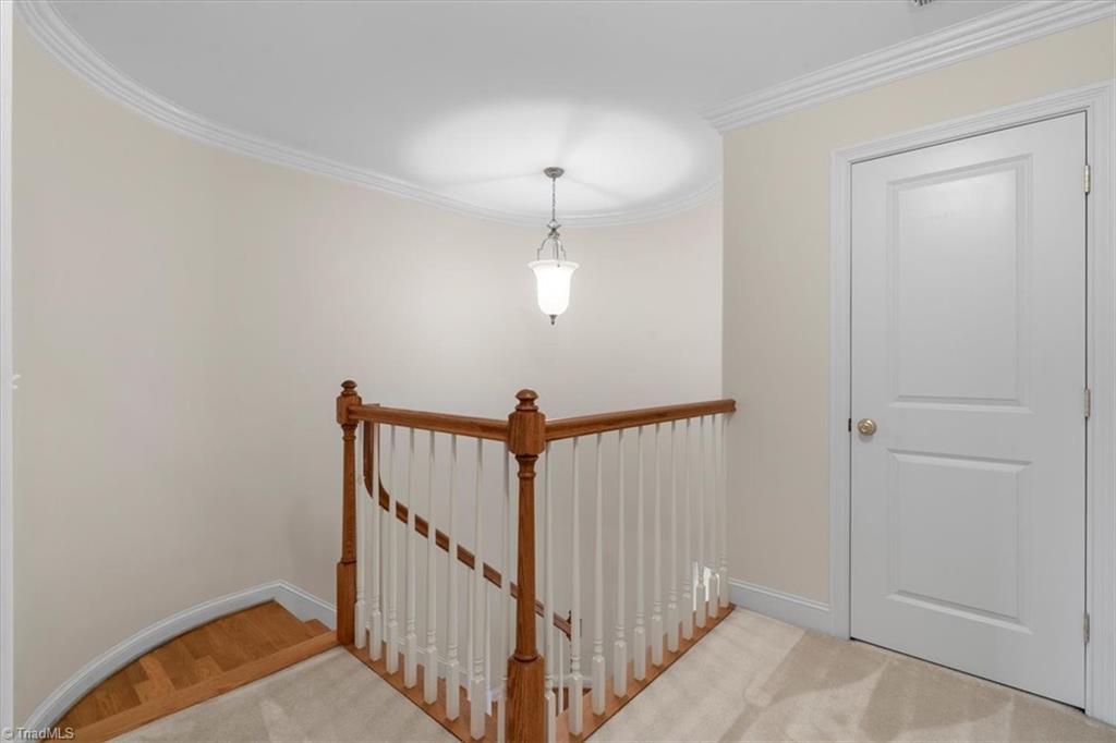 32 Creswell Court