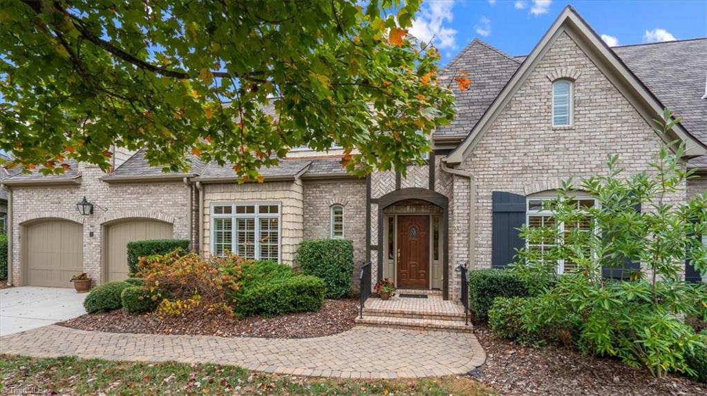 32 Creswell Court