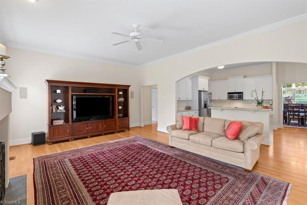 32 Creswell Court
