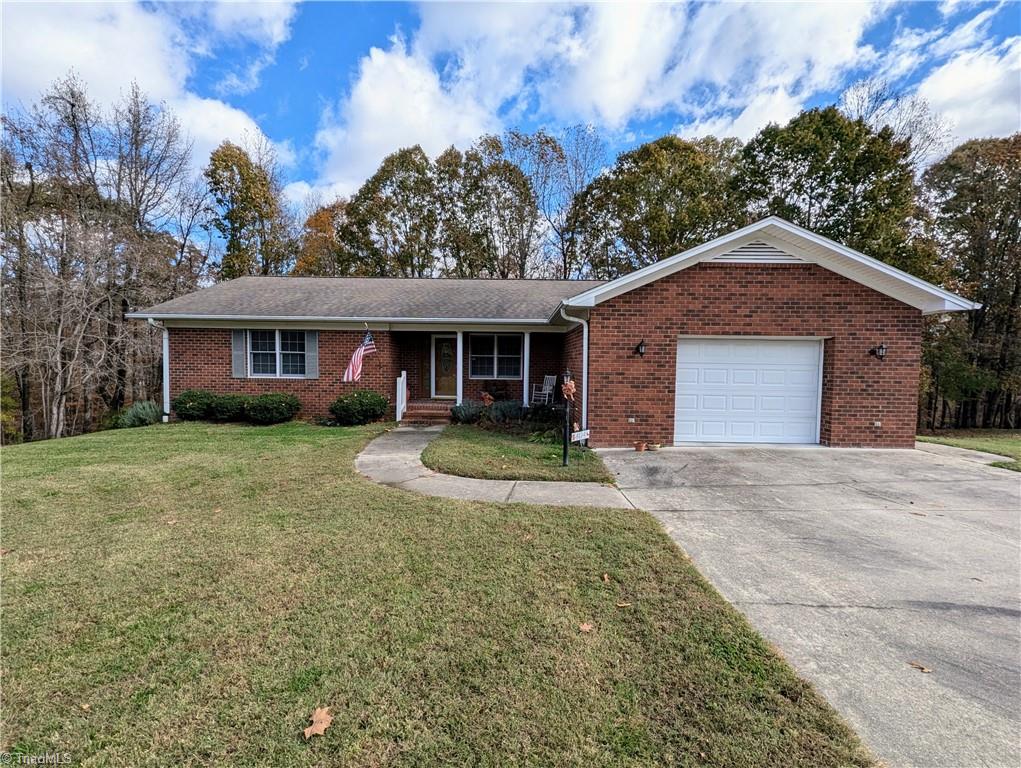 404 Etta Lane