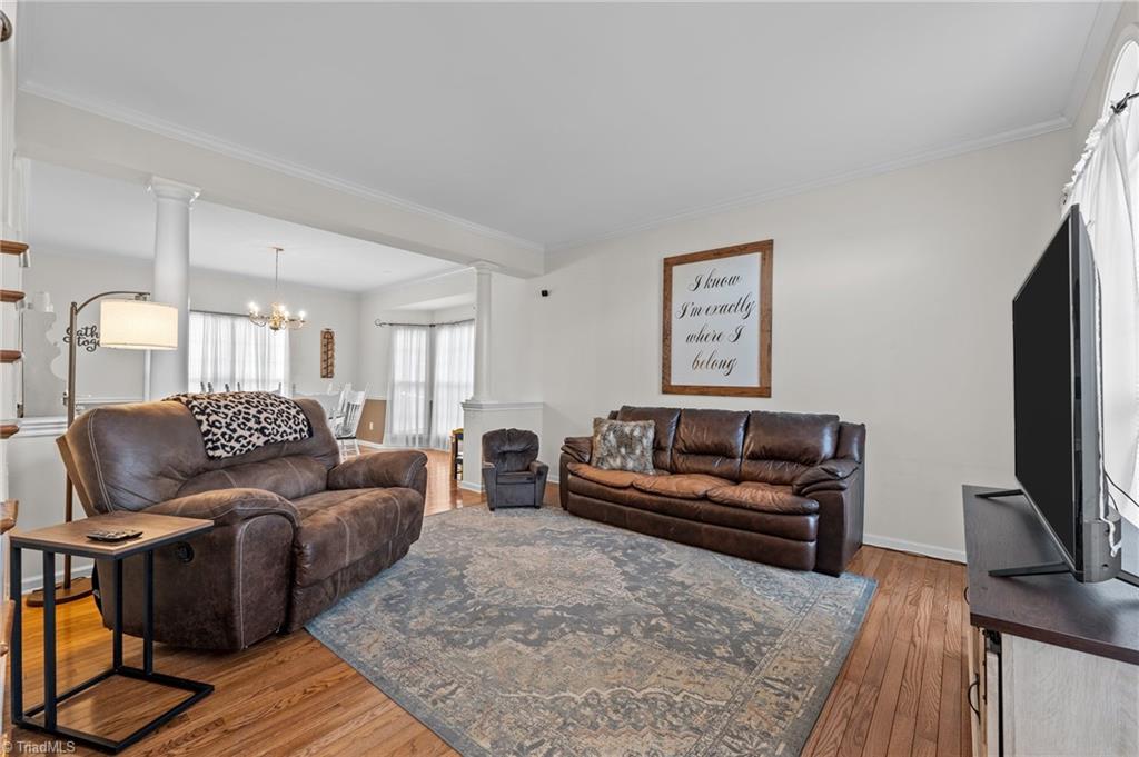 2214 Flora Vista Court