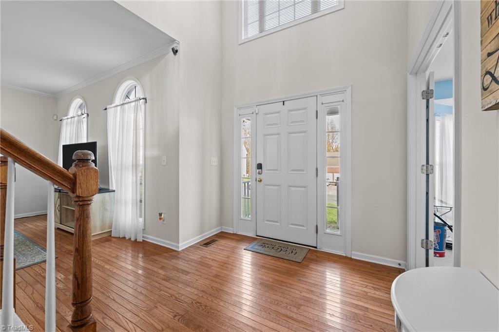 2214 Flora Vista Court