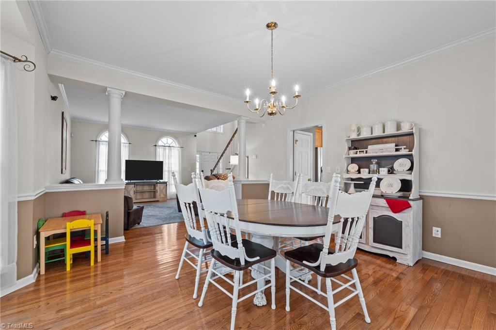 2214 Flora Vista Court