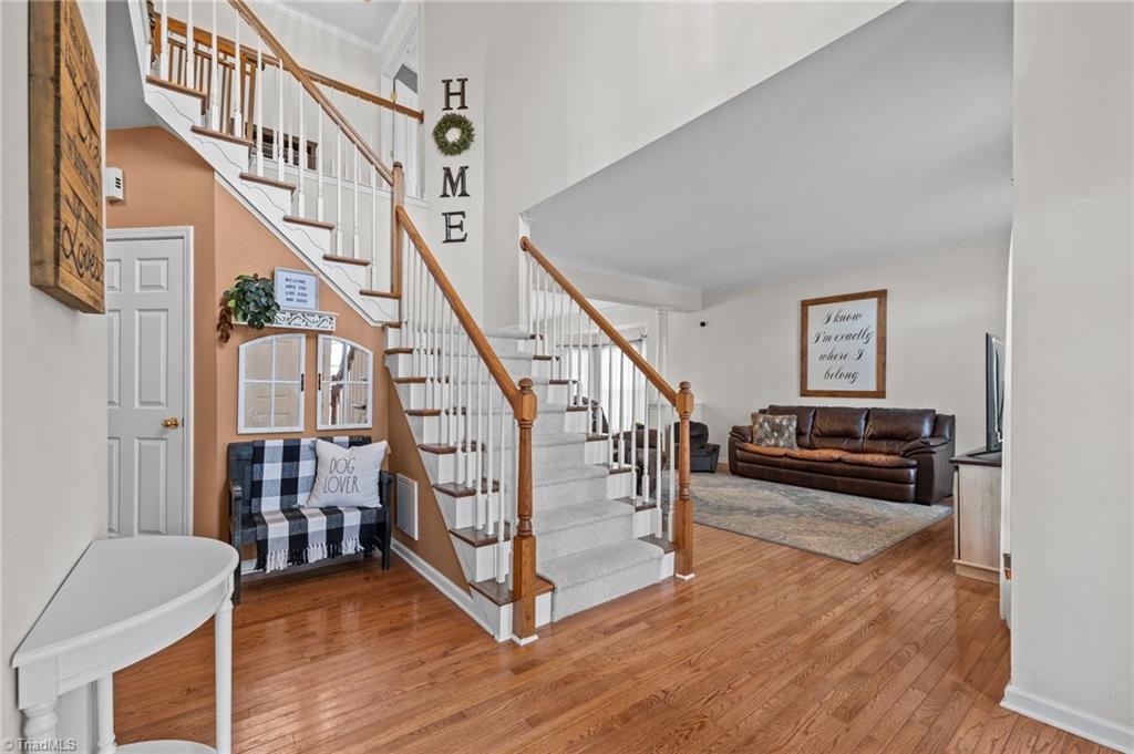 2214 Flora Vista Court