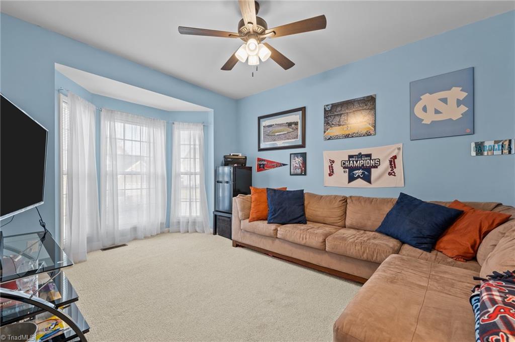 2214 Flora Vista Court