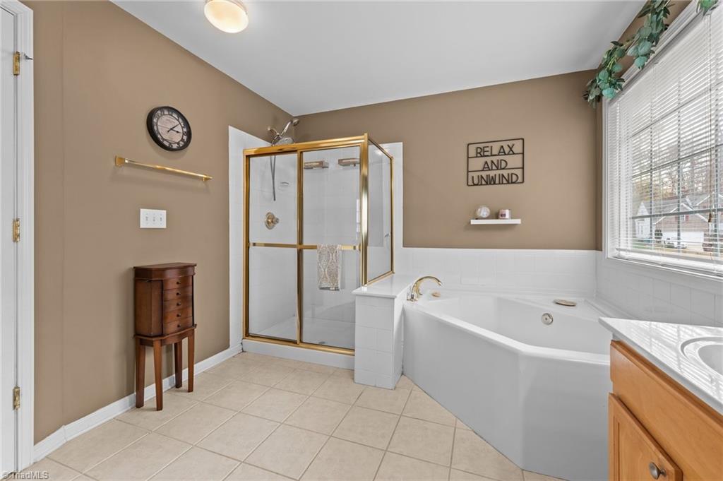 2214 Flora Vista Court