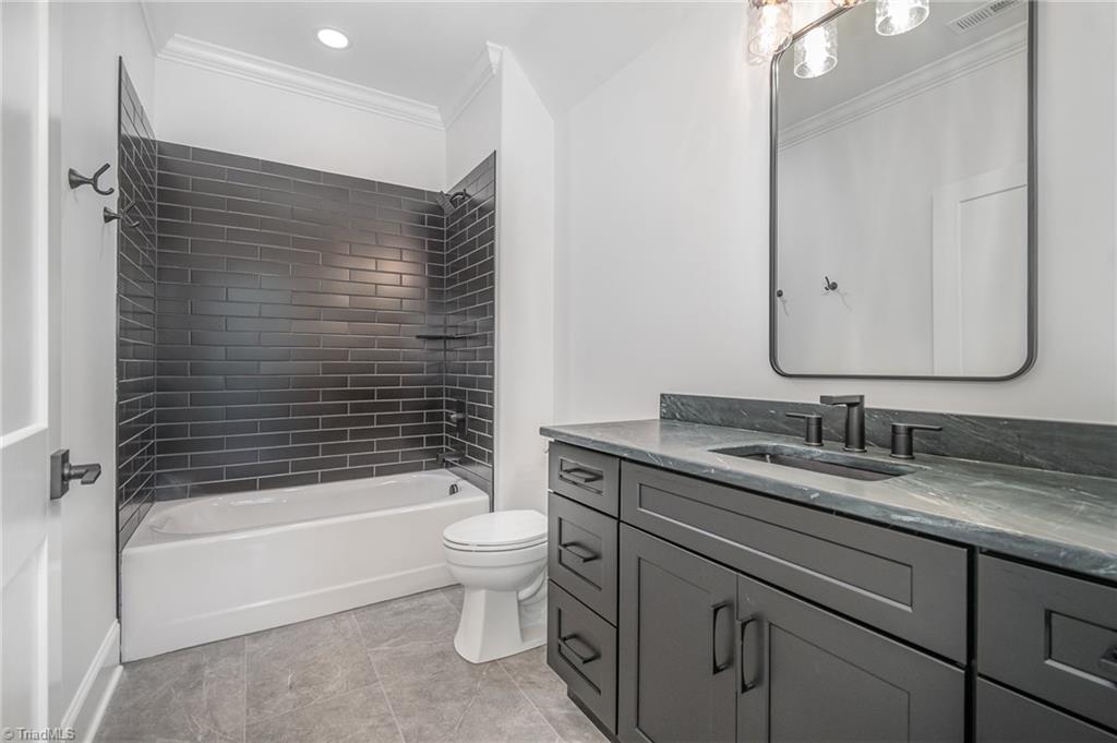 8010 Honkers Hollow Drive