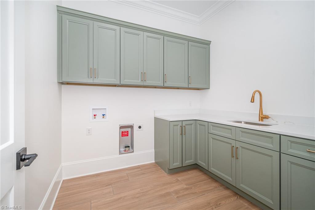 8010 Honkers Hollow Drive