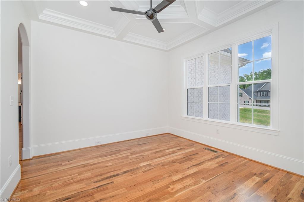 8010 Honkers Hollow Drive