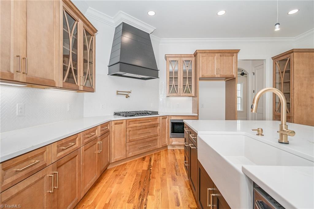 8010 Honkers Hollow Drive