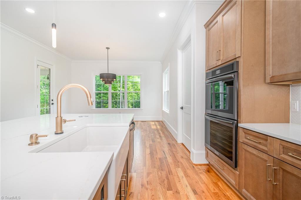 8010 Honkers Hollow Drive