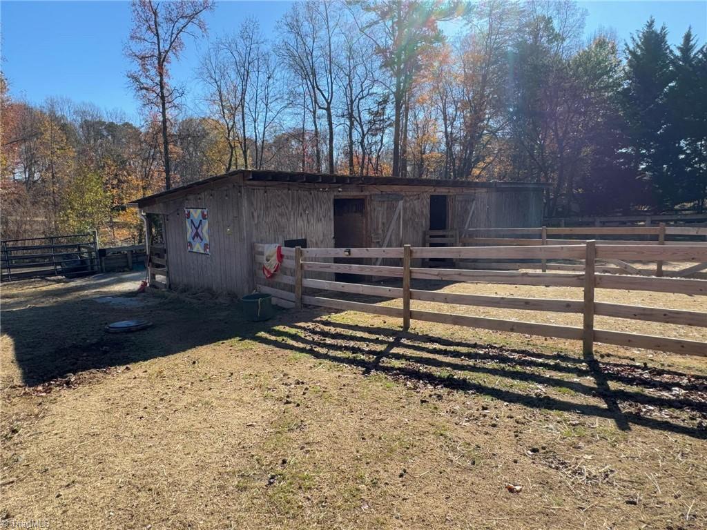 5208 Saddle Brook Road