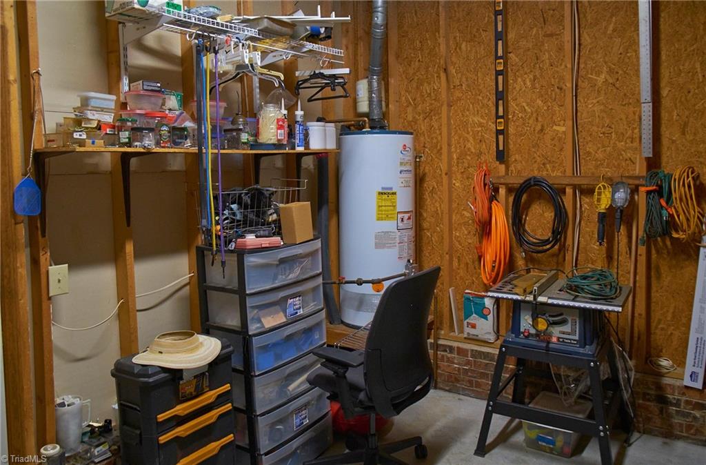 1111 Maple Ridge Drive